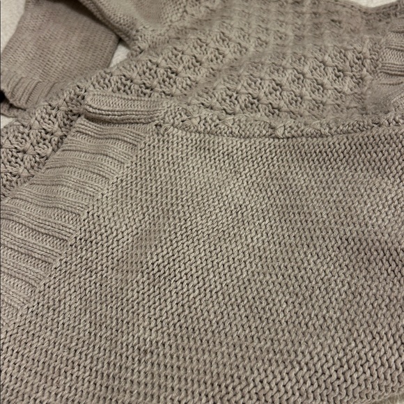 American Eagle Outfitters Taupe Knit Sweater - Size S - Picture 8 of 11